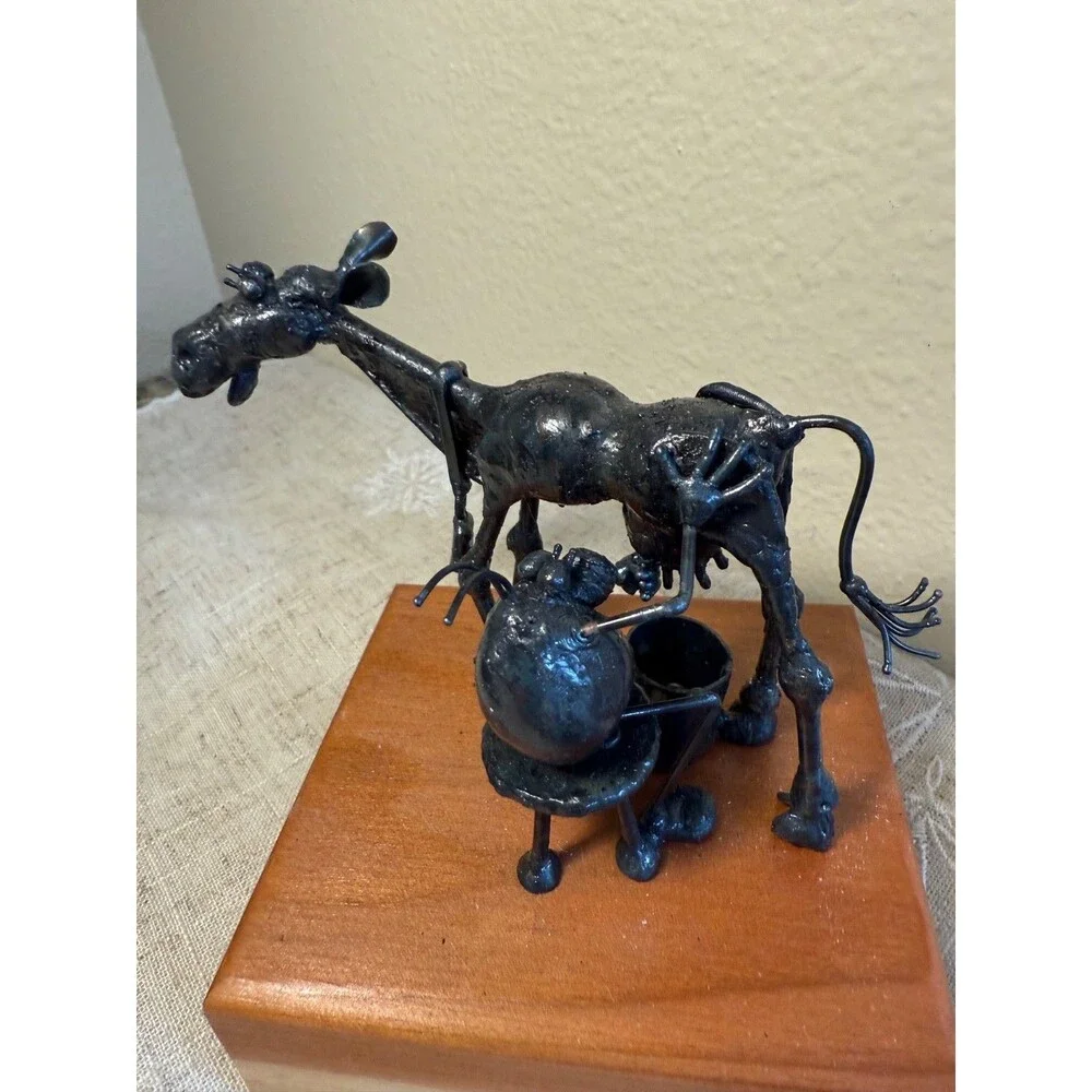 Greg Quayle Original Flea Metal Sculpture Vintage Flea Milking Cow RARE